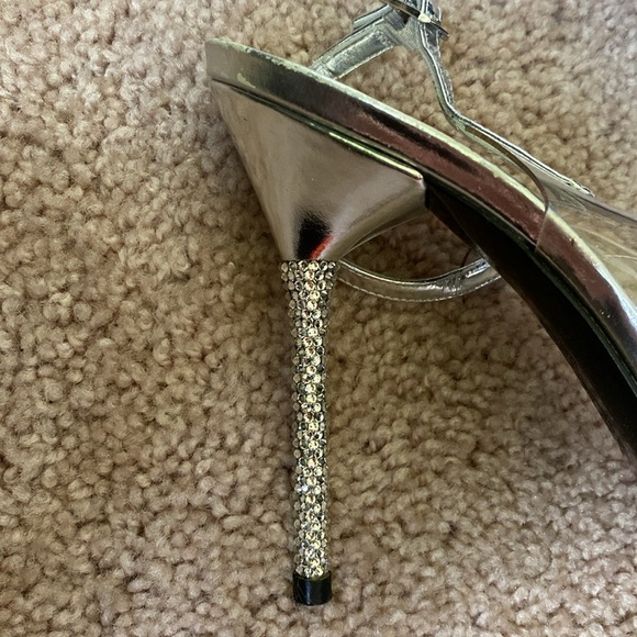 Stuart Weitzman Cinderella Slingback Heel - Picture 9 of 12